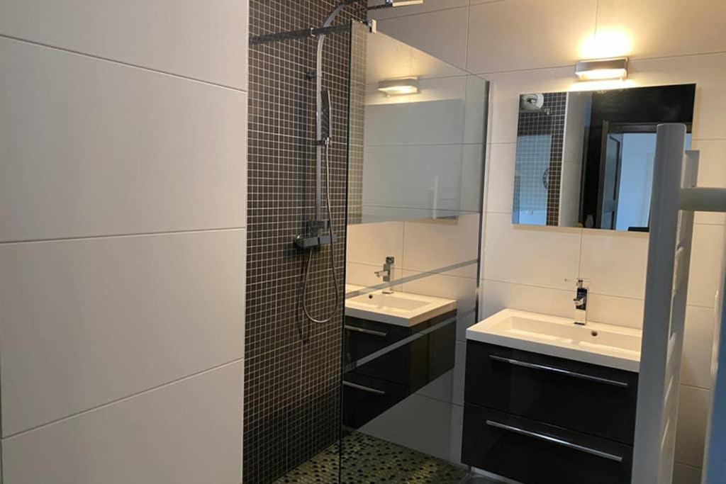 F2 Au Calme, Proche Gare, Center Parc, Sainte Croix Apartamento Sarrebourg Exterior foto